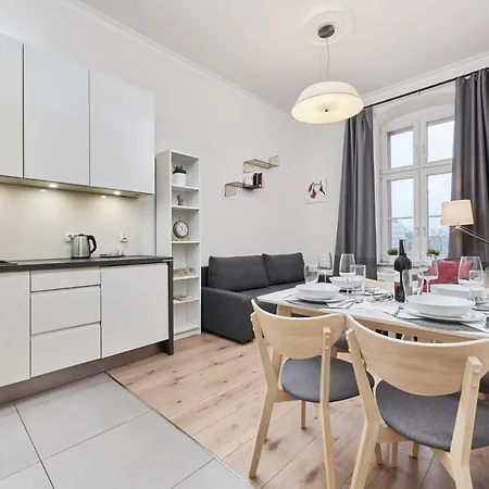 公寓 Center Railway Station Pilsudskiego By Renters *